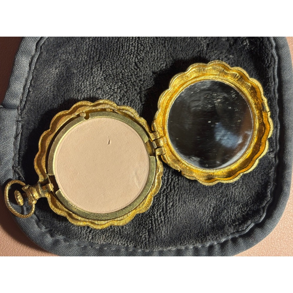 Vintage Golden Lark Repousse Pocket Watch Style Powder Compact Mirror Case - Picture 2 of 7